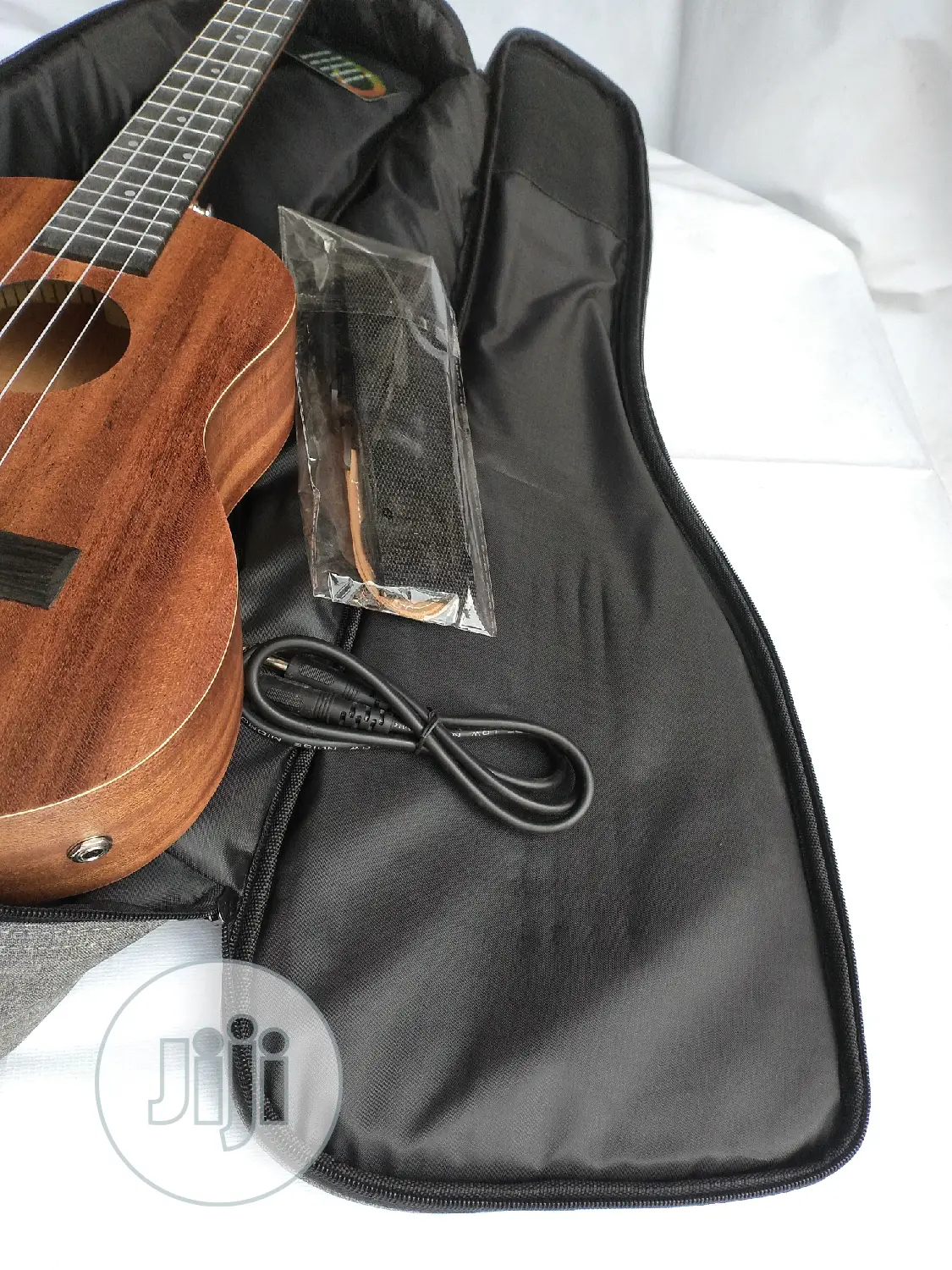 Hallmark-Uk Concert Ukulele