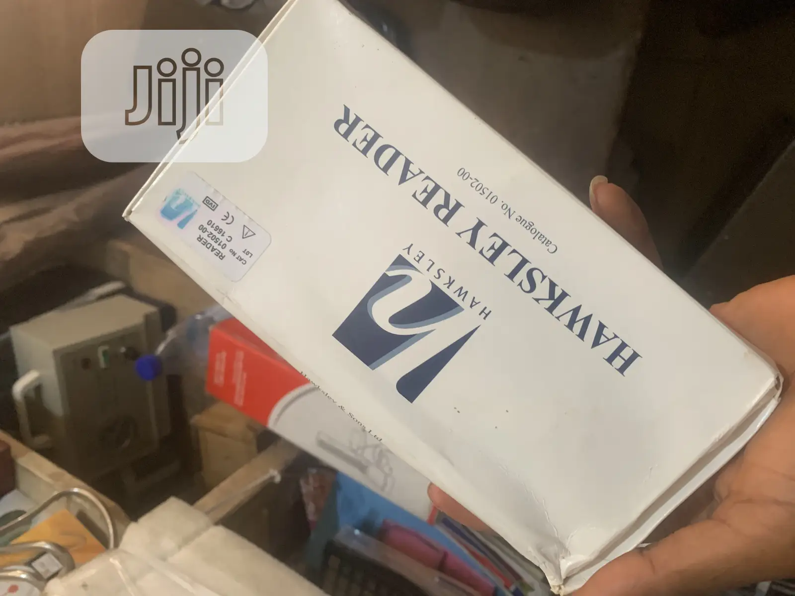 Micro-Hematocrit Reader