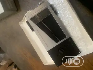 Micro-Hematocrit Reader