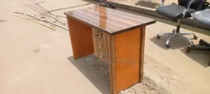 4*2fit Office Table
