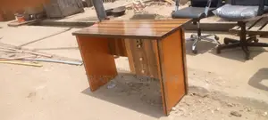 4*2fit Office Table