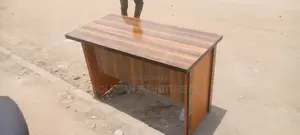 4*2fit Office Table