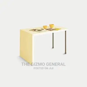 Gizmo Zoe Table