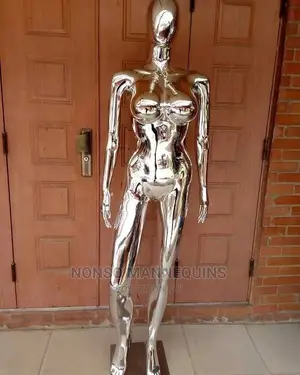 Big Bust Silver Chrome Faceless Mannequin