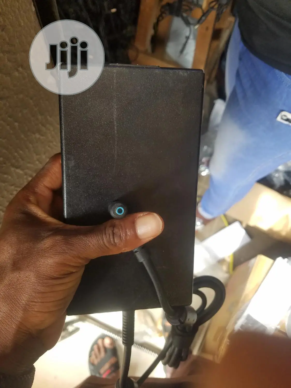 200W Follow Come Hp Charger
