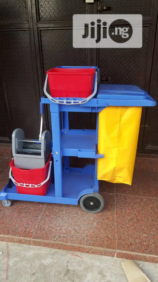 Cleaniing Cart or Cleaning Troly