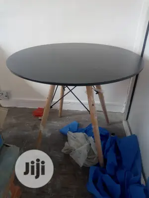 Restaurant /Bar Table