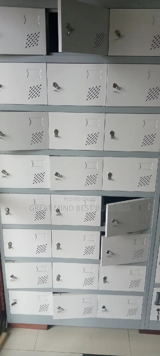 By 24 Doors Metal Workers Locker