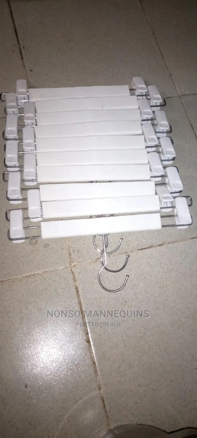 10pieces a Bundle Clip Hangers