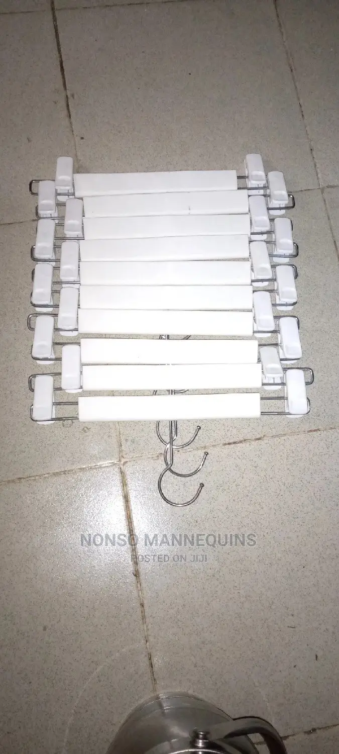 10pieces a Bundle Clip Hangers