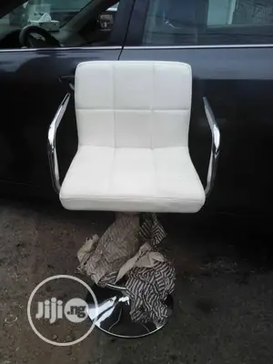 Quality Leather Low Back Rest Bar Stool.