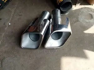 Exhaust Mouth Range Rover Sport 2012