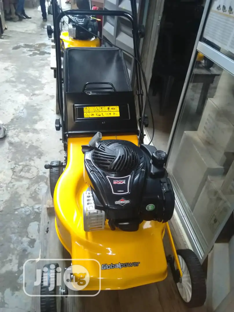 Lawn Mower Machine