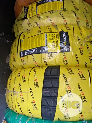 225/60/17 Best Quality Radial Car Tyre Jeep Tyres
