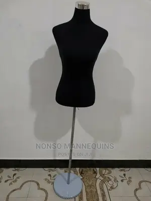 Pinnable Dressform With Metal Round Base