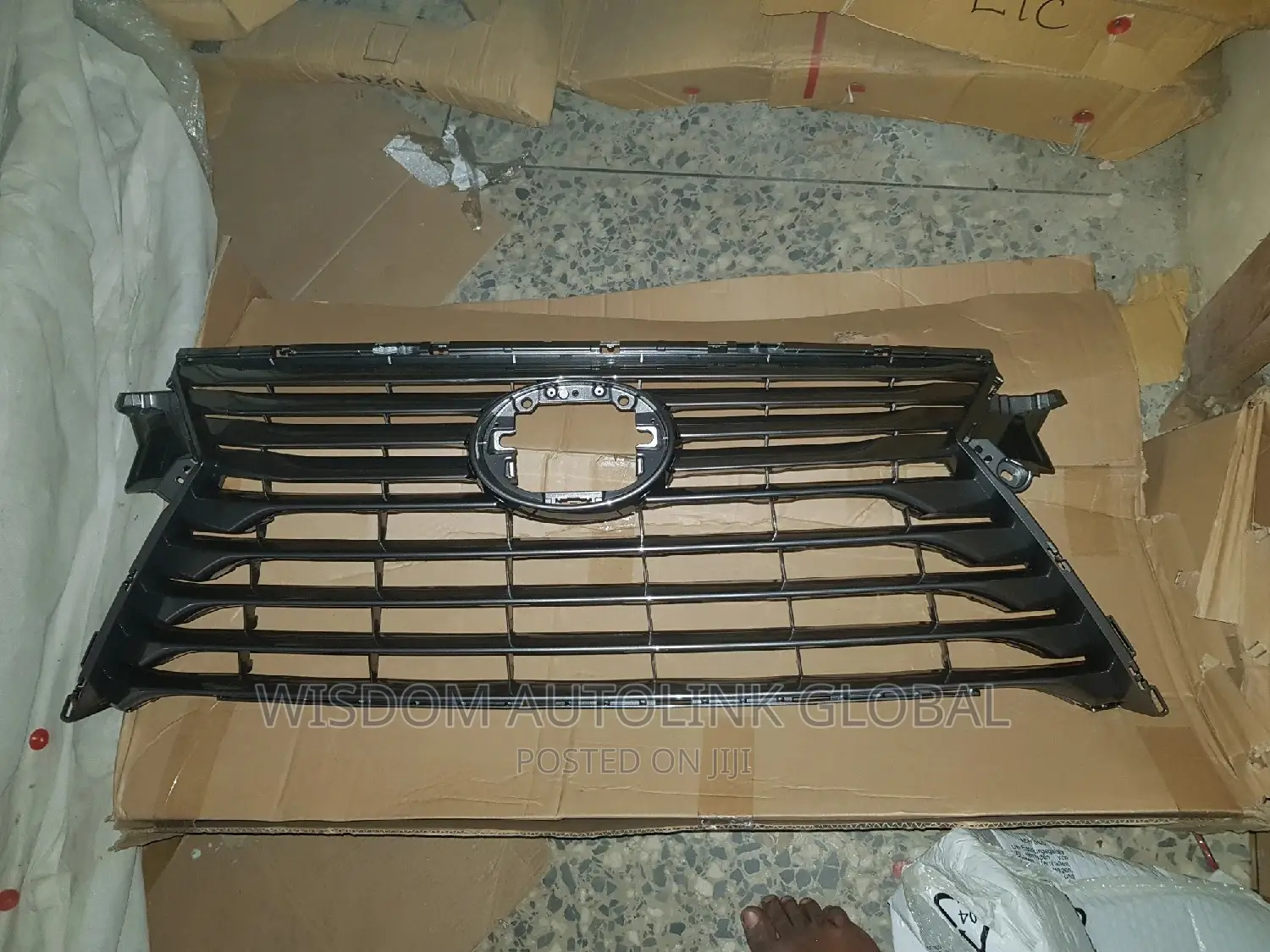 Front Grill for Lexus LX570 2019