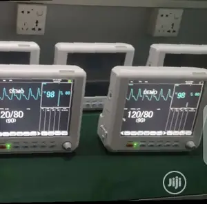 3 Parameter Vita Sign Monitor (NIBP, SP02 and PR)