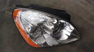 Headlamp for Kia Rondo