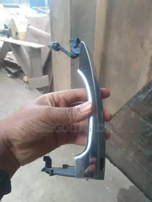 Door Handle for All Vehicles Available
