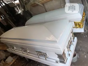 Casket For Super Undertakers Strong