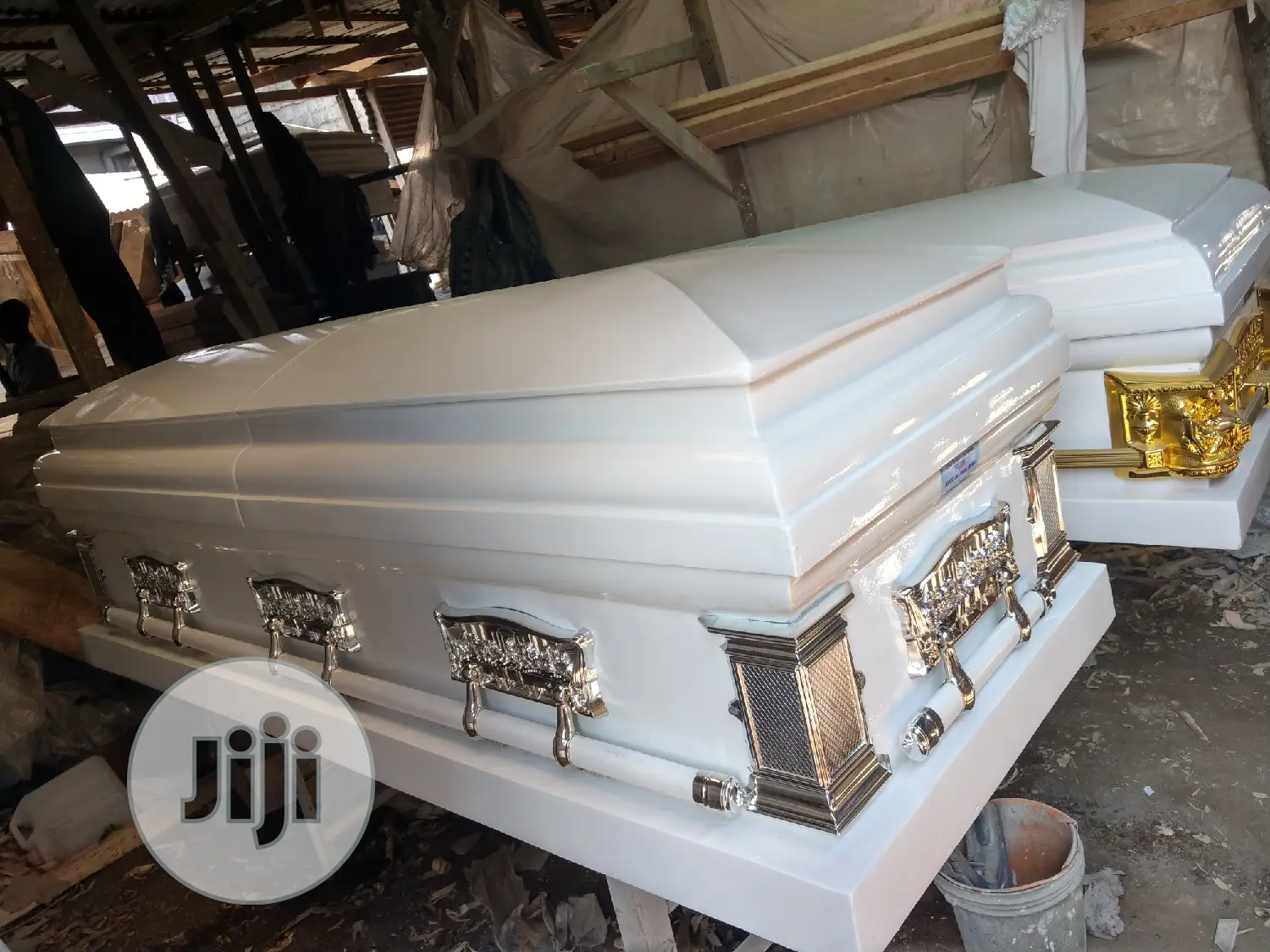Casket For Super Undertakers Strong