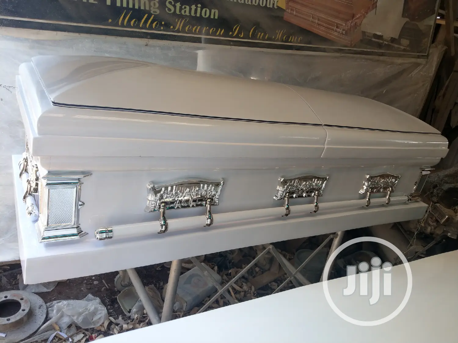 Casket For Super Undertakers Strong