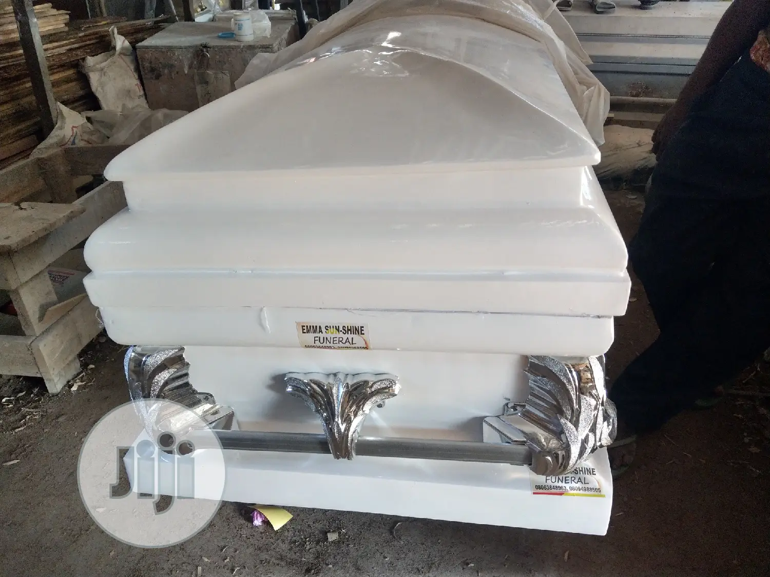 Casket For Super Undertakers Strong