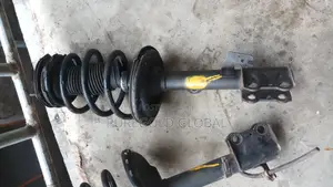 Front Shock Absorber For Highlander 2009 Model