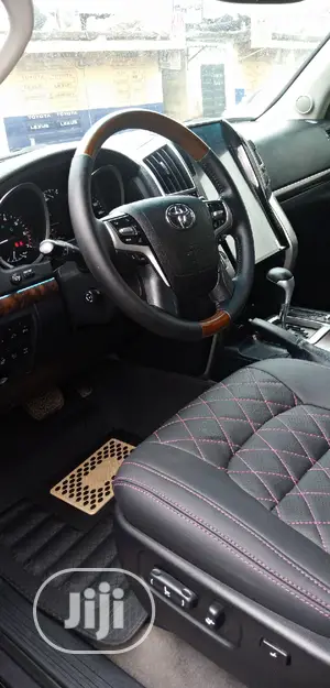 Upgrade Seat for Toyota Land Cruiser 2010 to 2020 Model