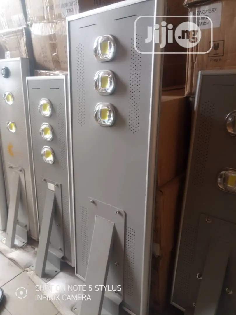80 Watt Solar Street Light