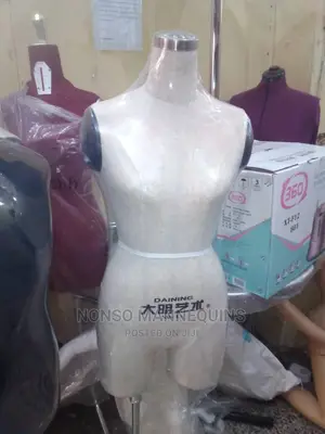 Diamming Size 10 Dressform Display