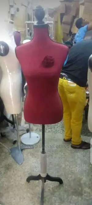 Pinnable Red Dressform Display
