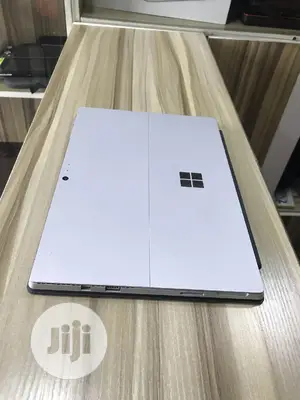 Laptop Microsoft 16GB Intel Core I7 SSD 512GB