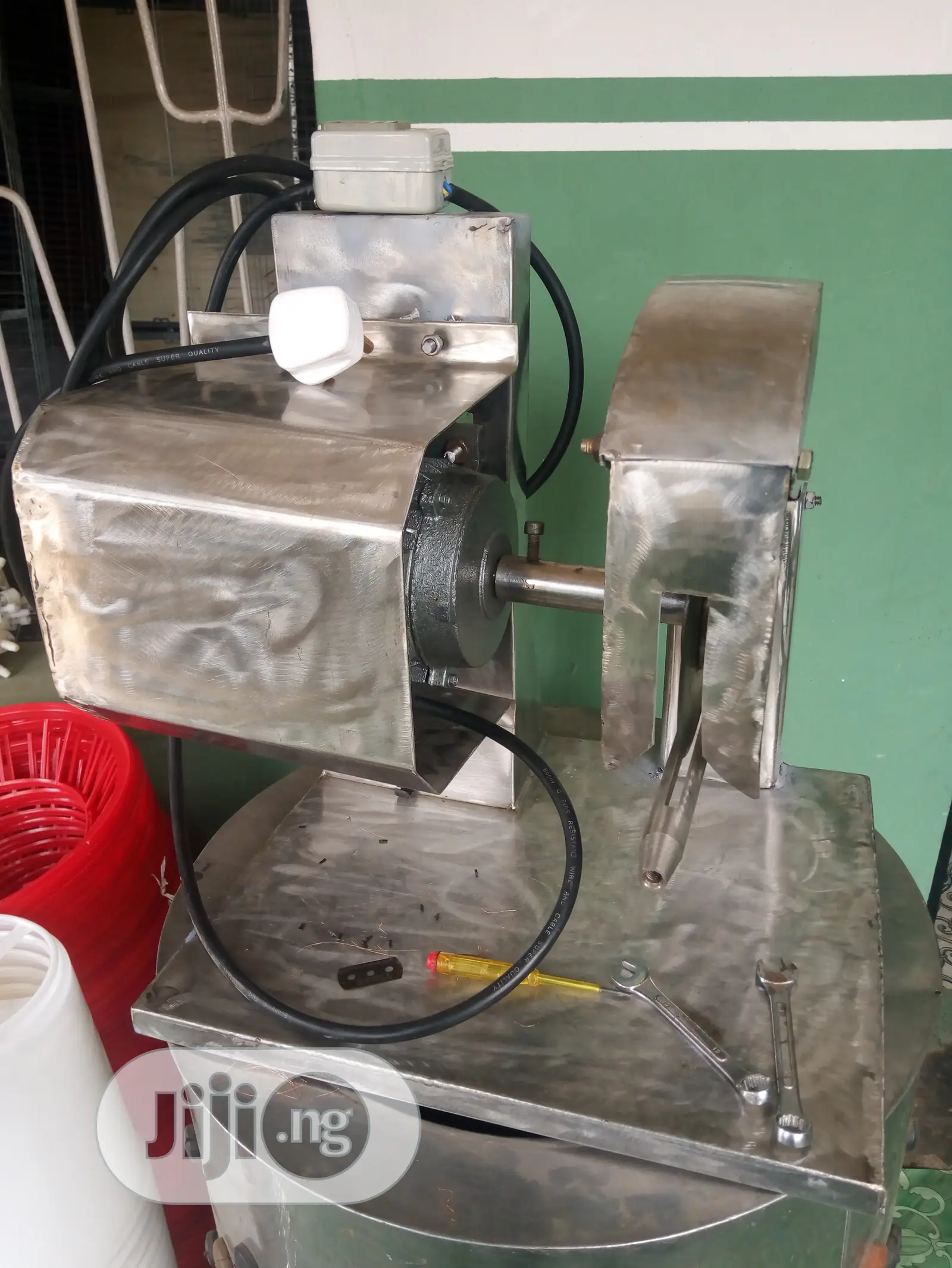 Chicken Cutter