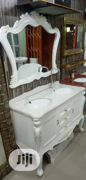 Bathroom Cabinate