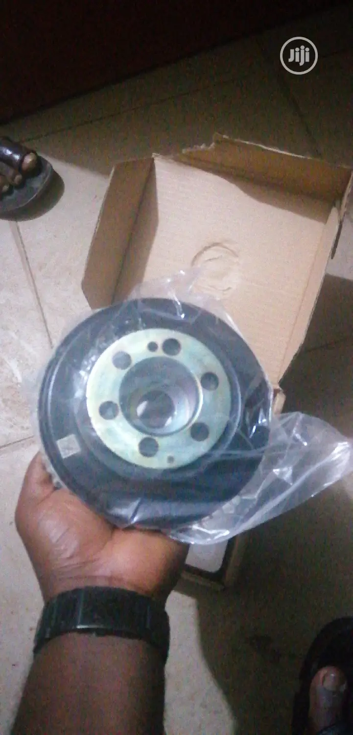 Engine Pully Range Rover Evoque