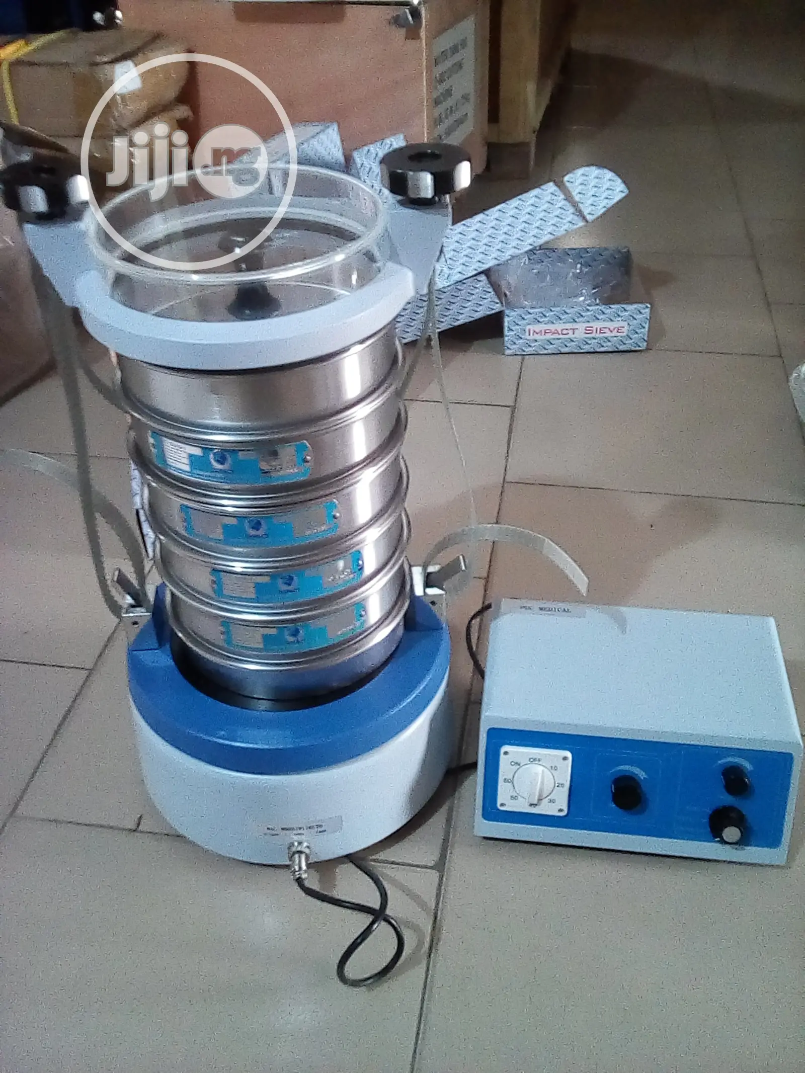 Sieve Shaker (With Controller)