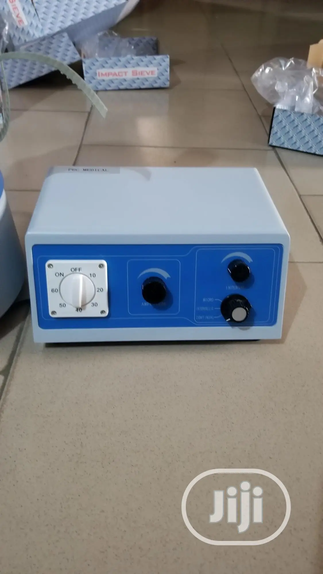 Sieve Shaker (With Controller)