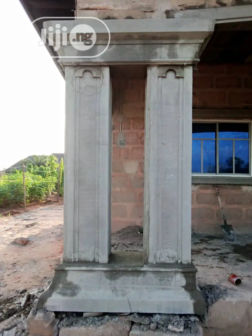 Pillar Art Work