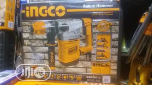 Rotary Harmer Machine With Bit and Chisel