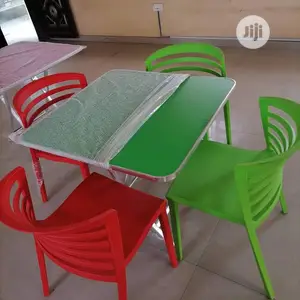 Unique Restaurant 4 Chairs and Table