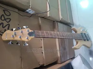 Magna 6strings Active Bass Guitar