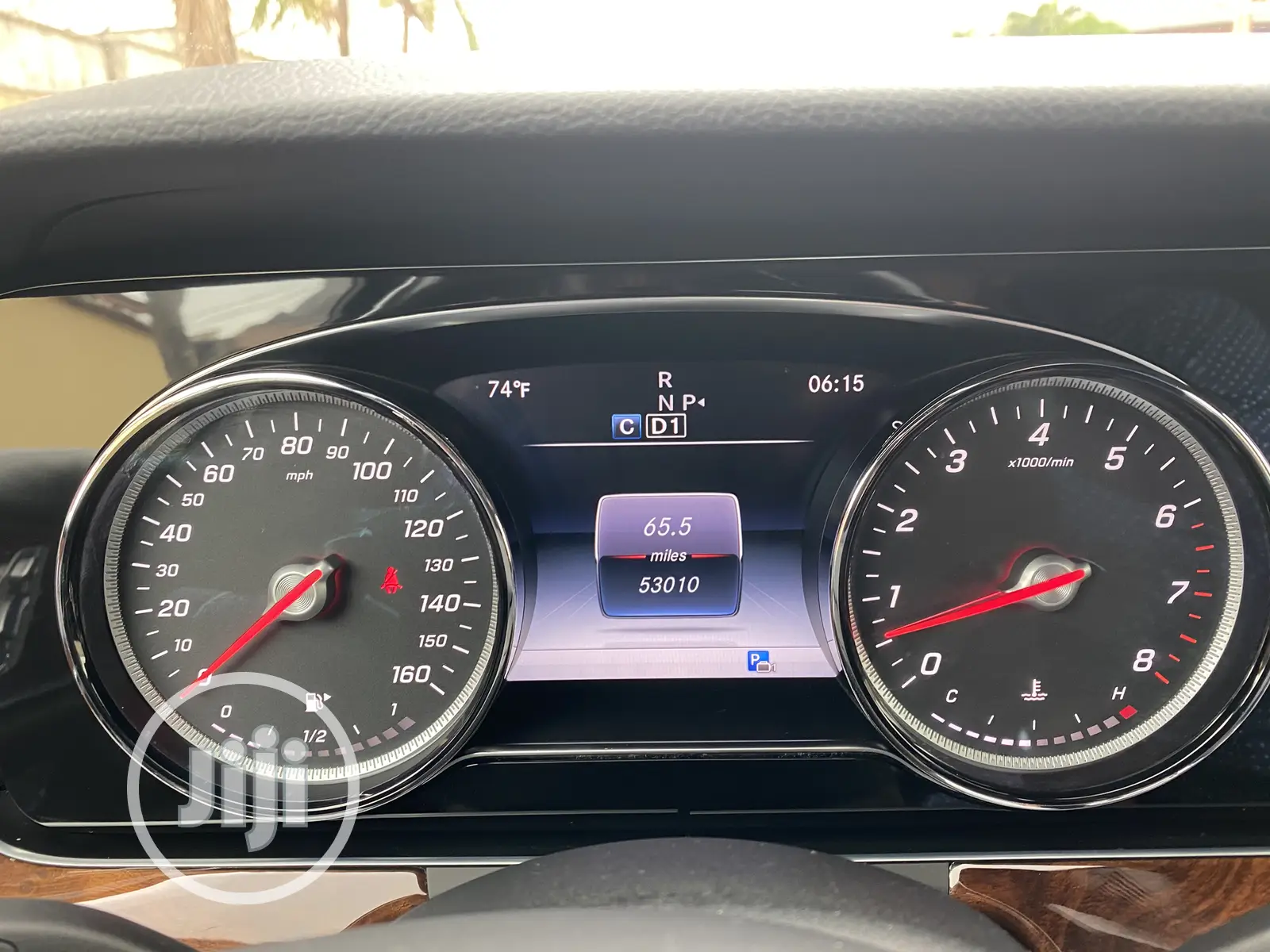 Mercedes-Benz E300 2017 Silver