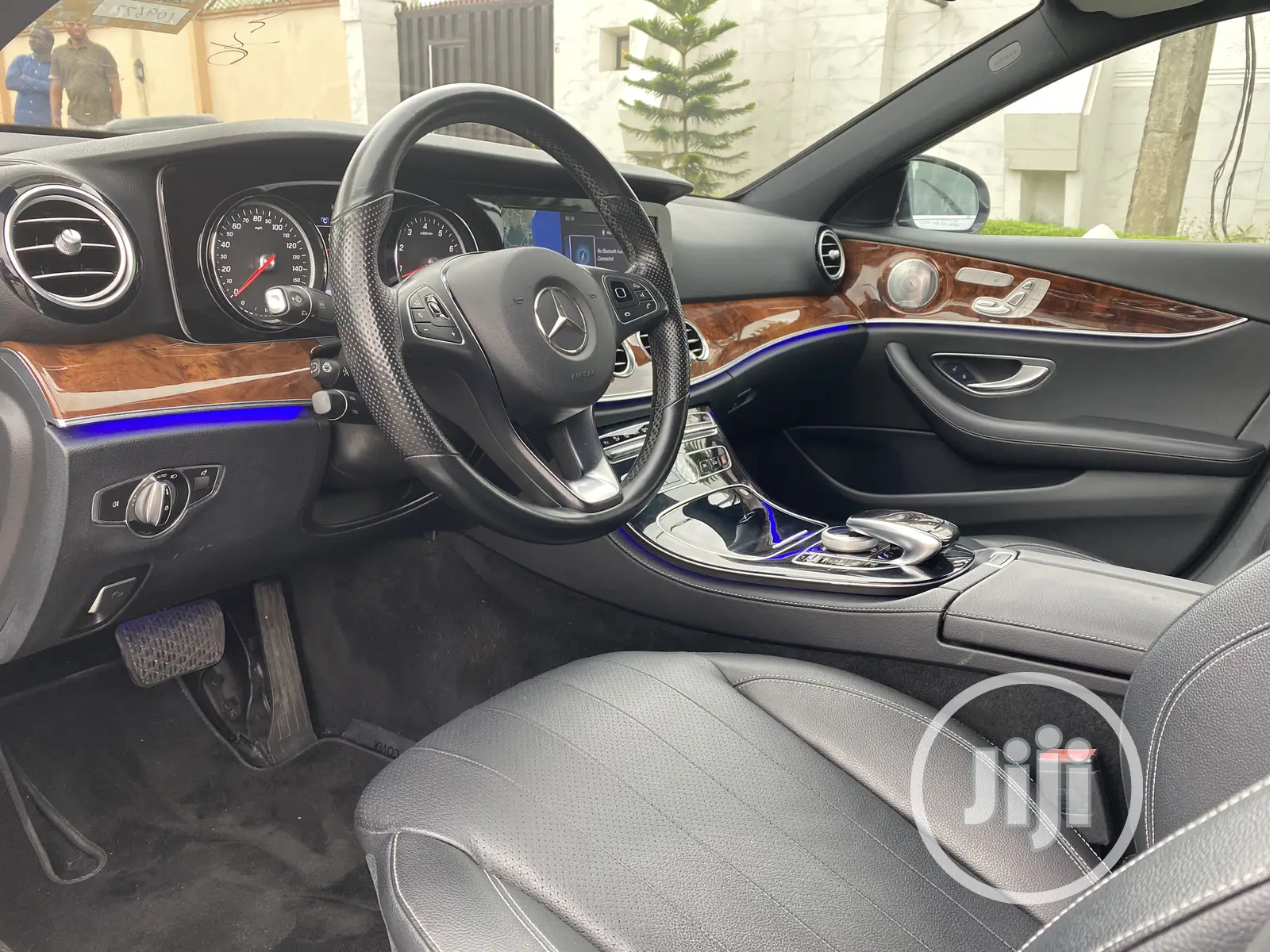 Mercedes-Benz E300 2017 Silver