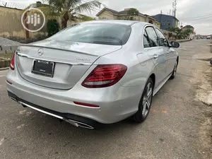 Mercedes-Benz E300 2017 Silver