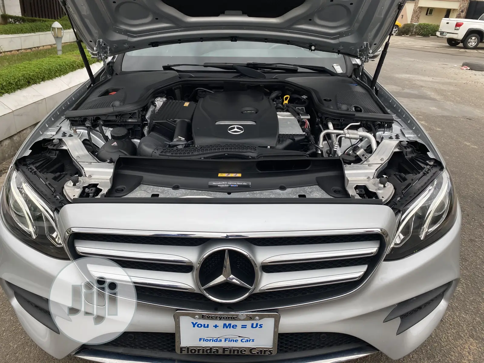 Mercedes-Benz E300 2017 Silver