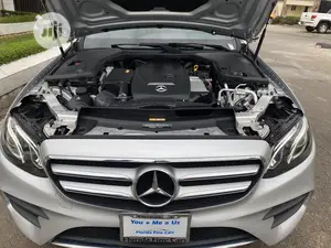 Mercedes-Benz E300 2017 Silver