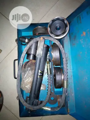 Hydraulic Hole Saw Cutter