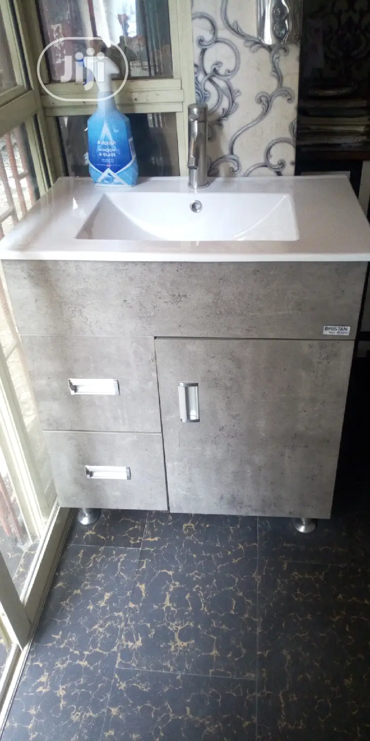 Cabinet Basin
