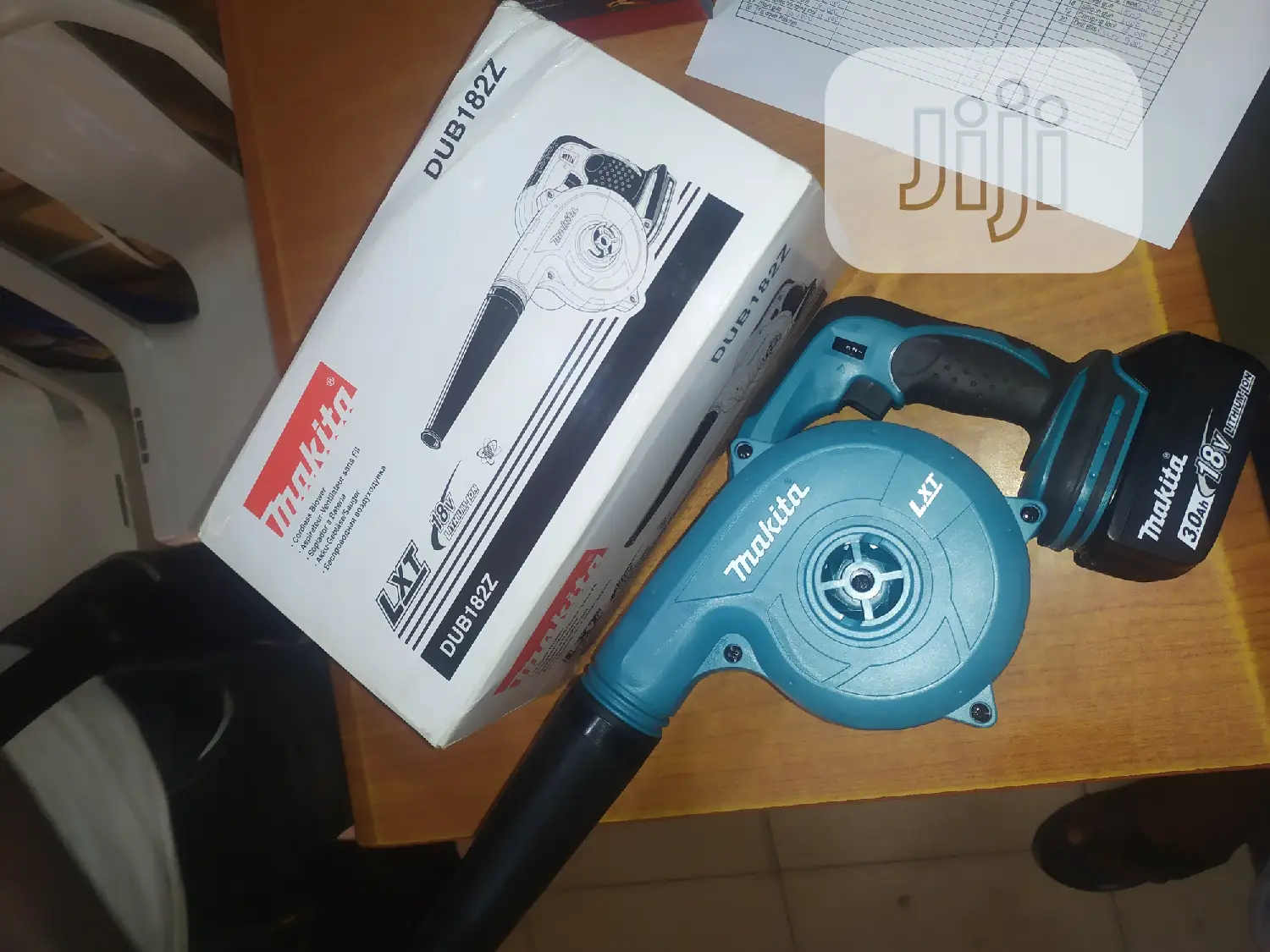 Makita Cordless Air Blower